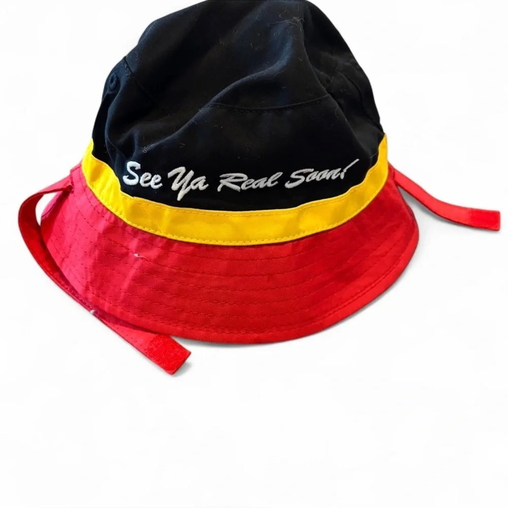 Disney Mickey Mouse Reversible Bucket Hat Toddler 49cm NWT Red Black Kid Sun Hat